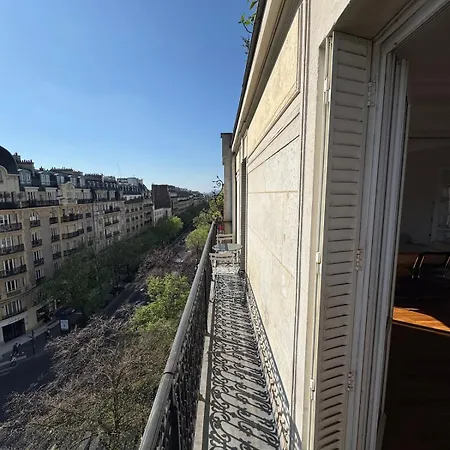 公寓 Haussmannian Appartment, Charm & Unobstructed View *