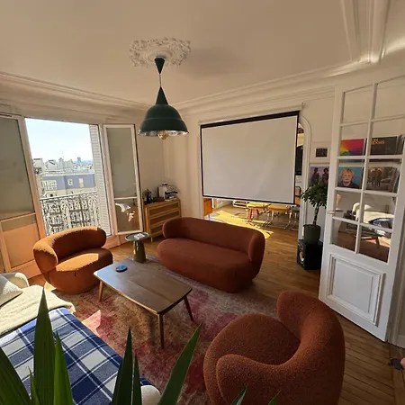 Haussmannian Appartment, Charm & Unobstructed View 公寓